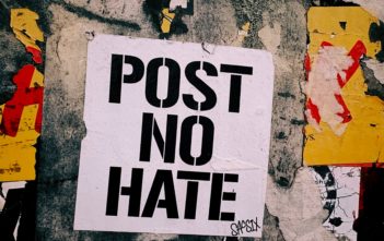 Hate Speech e Cyberbullismo: la rete ostile – Rassegna stampa